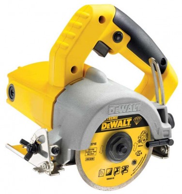 DEWALT Ruční řezačka pro mokré řezání dlažby 110 mm, 1 300 W mokré i suché řezání 