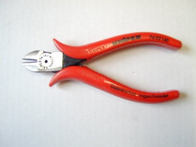 KNIPEX Kleště silové boční štípací 7402180 